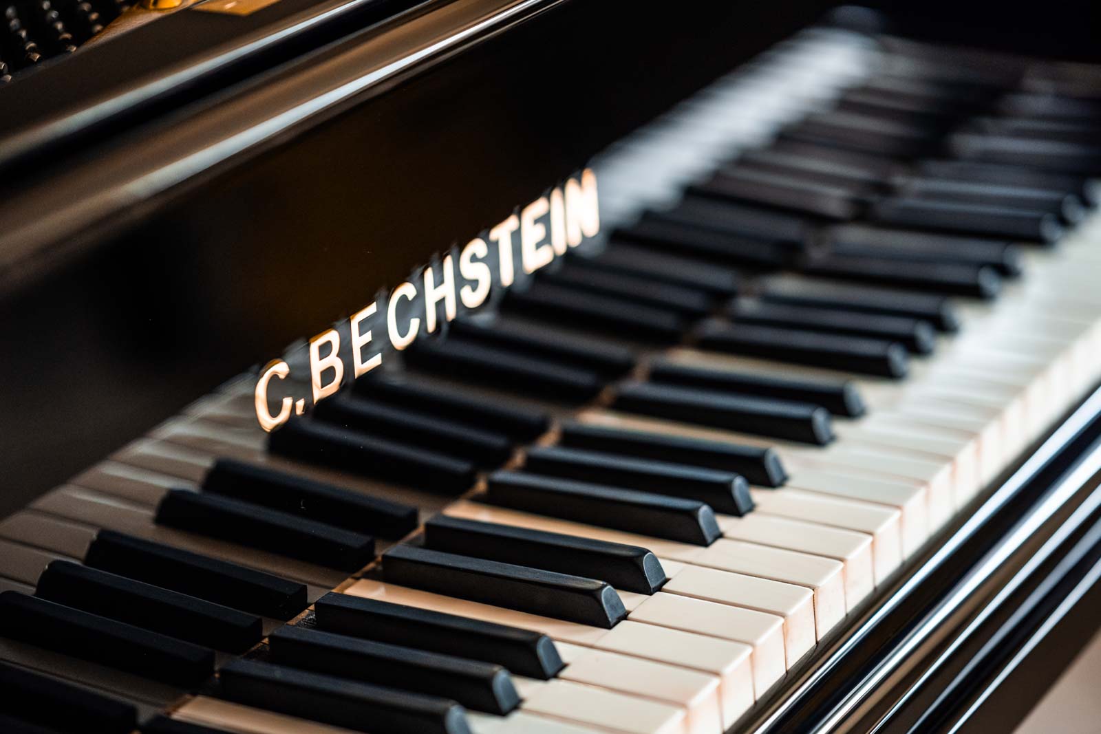 C. Bechstein vleugelpiano model V-200