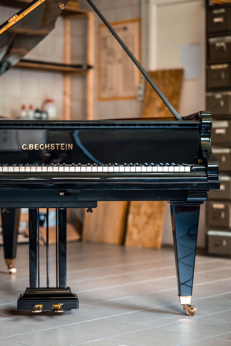 C. Bechstein vleugelpiano model V-200